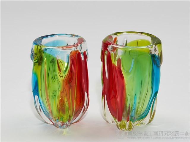 七彩琉璃花瓶藏品圖，第1張