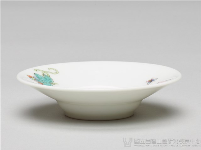 粉彩花蝶紋蛋形壺組-杯托藏品圖，第2張