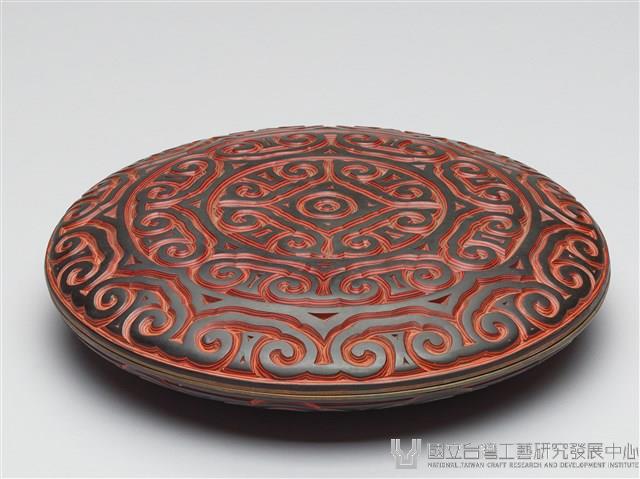 雕漆圓扁盒藏品圖，第1張