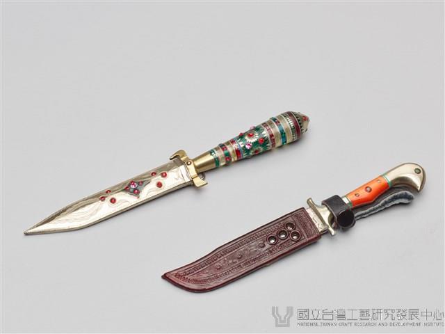 英吉沙小刀(兩把)藏品圖，第1張