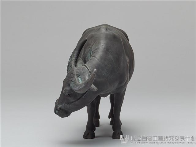 水牛(一)-(四)-頭朝右的牛藏品圖，第2張