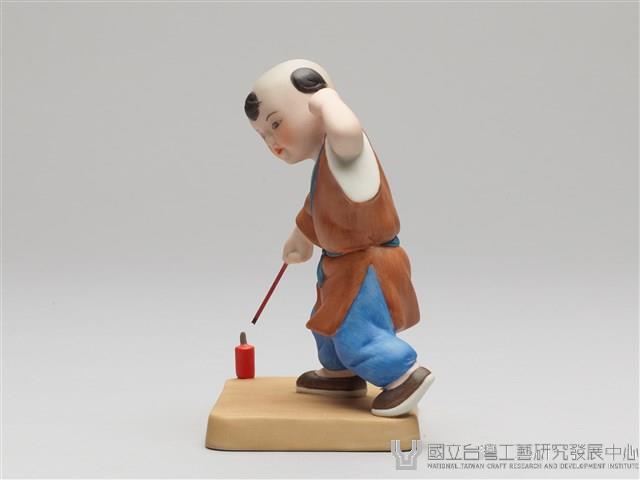 嬰戲陶偶(六之五)玩炮竹藏品圖，第2張