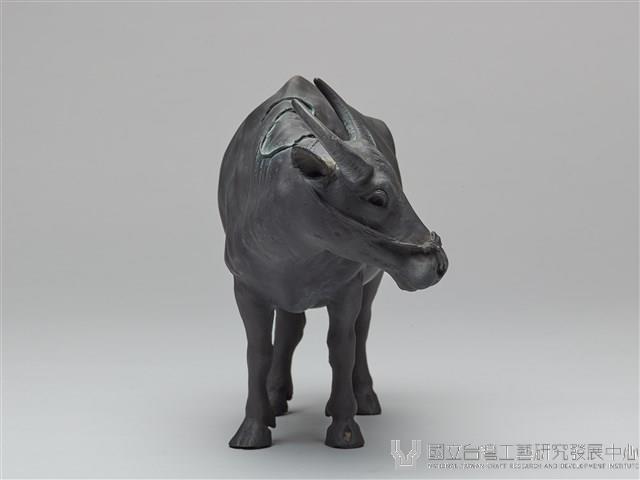 水牛(一)-(四)-頭朝左的牛藏品圖，第4張