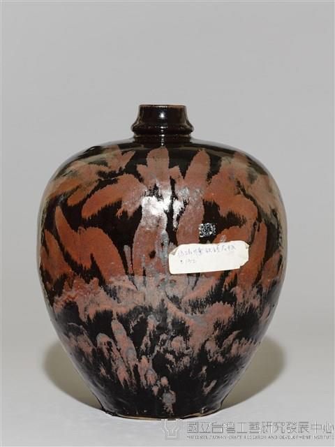 仿磁州窯黑釉鐵鏽花短頸小口瓶藏品圖，第3張