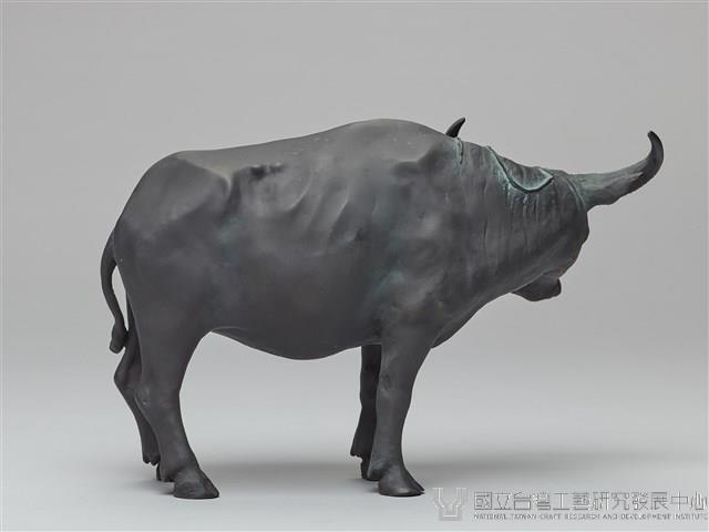 水牛(一)-(四)-頭朝左的牛藏品圖，第3張