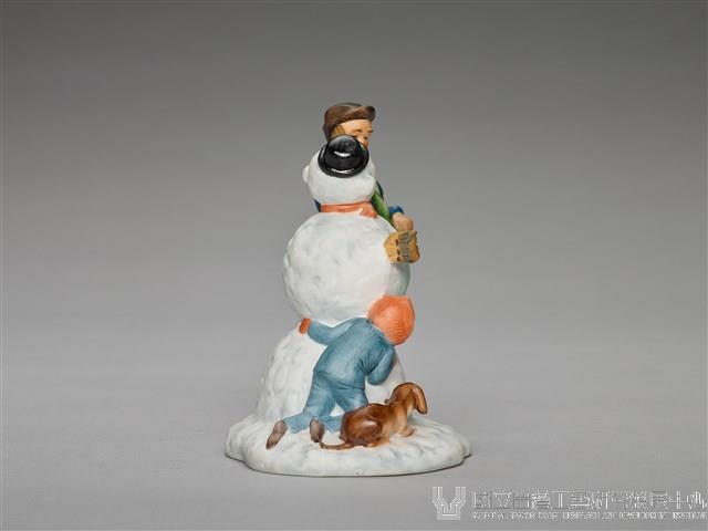 冬天男人與男孩堆雪人藏品圖，第6張