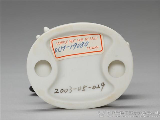 米妮老鼠手持心形禮盒藏品圖，第8張
