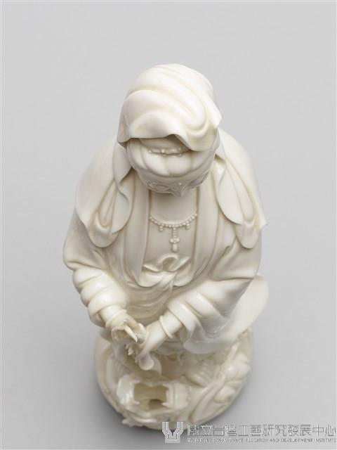 德化窯白瓷觀音立像藏品圖，第8張
