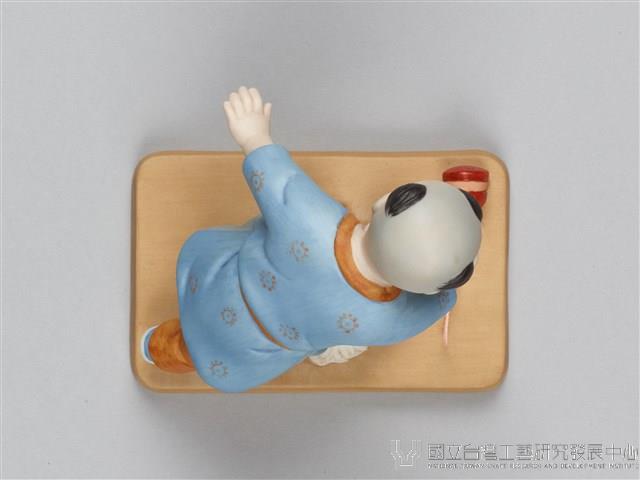 嬰戲陶偶(六之四)打陀螺藏品圖，第7張