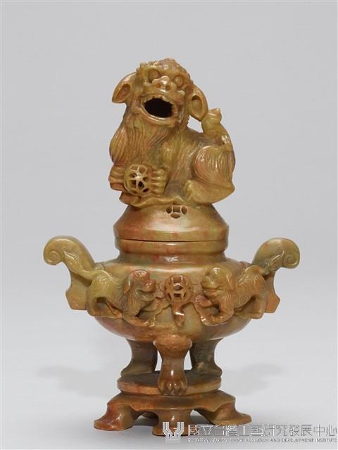 石獅青田石雕刻薰香爐藏品圖，第1張