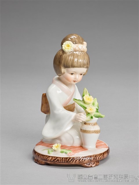 日本女孩插花/花瓶藏品圖，第1張