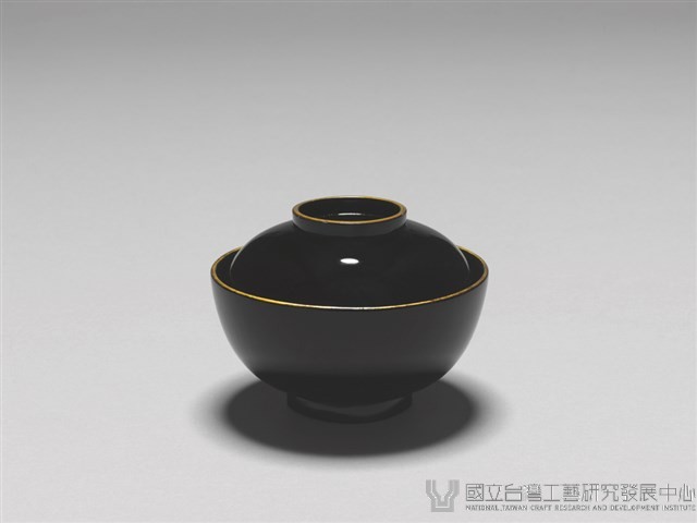 黑漆蓋碗－畫著燕子的碗藏品圖，第2張
