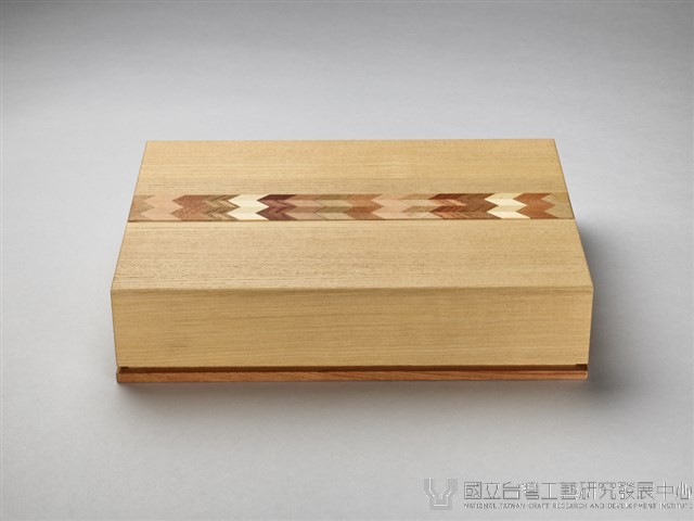 全桐拼木文具盒藏品圖，第1張