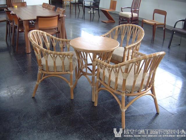 籐製桌椅組藏品圖，第1張