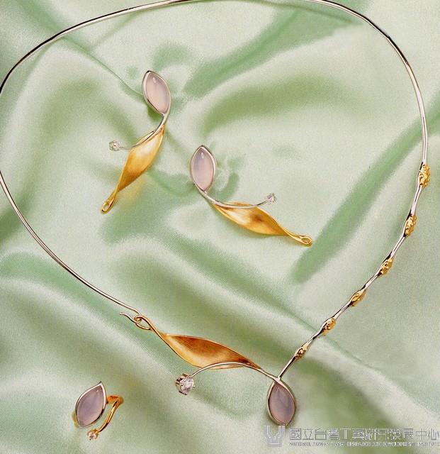 初生--項圈、戒指、耳環藏品圖，第1張