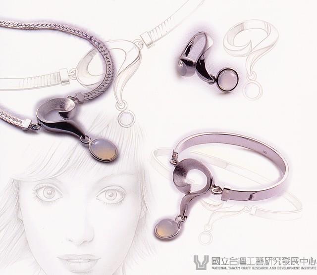 問--項鍊、手環、戒指藏品圖，第1張