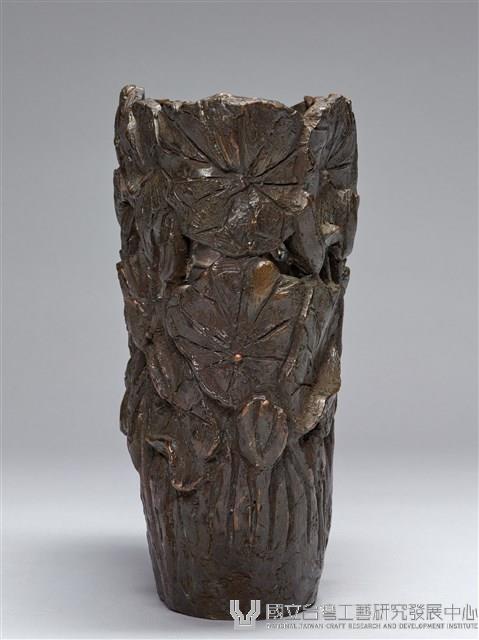 鏤空透雕花插藏品圖，第4張