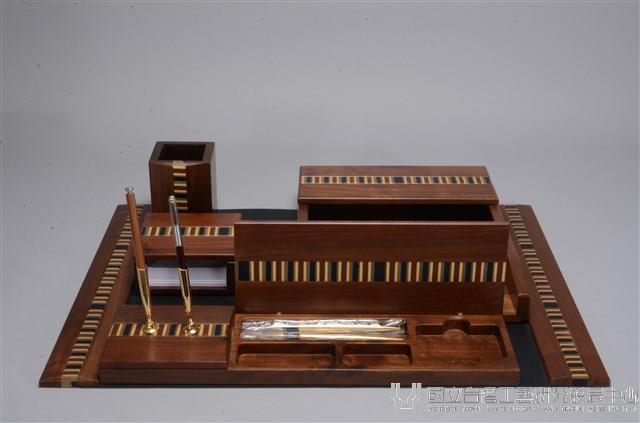 倍尊高級鑲木文具組藏品圖，第3張