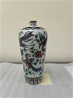 仿清雍正鬥彩鳳凰牡丹紋梅瓶(複製品)藏品圖，第1張