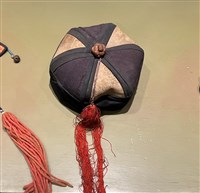 素面無飾六合童帽藏品圖，第2張