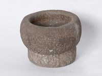 青斗石圓形石臼藏品圖，第1張