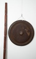 大銅鑼及扛鑼桿藏品圖，第1張