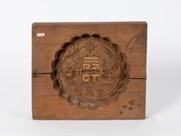 單面陰刻花葉形楠木餅印藏品圖，第1張
