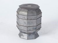八角型鑲銅錫粉盒藏品圖，第1張