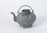 六角型獅鈕錫茶壺藏品圖，第1張