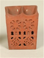 紅陶鏤空雙格筷子籠藏品圖，第1張