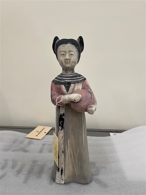 仿六朝繪彩樂女(複製品)的圖片