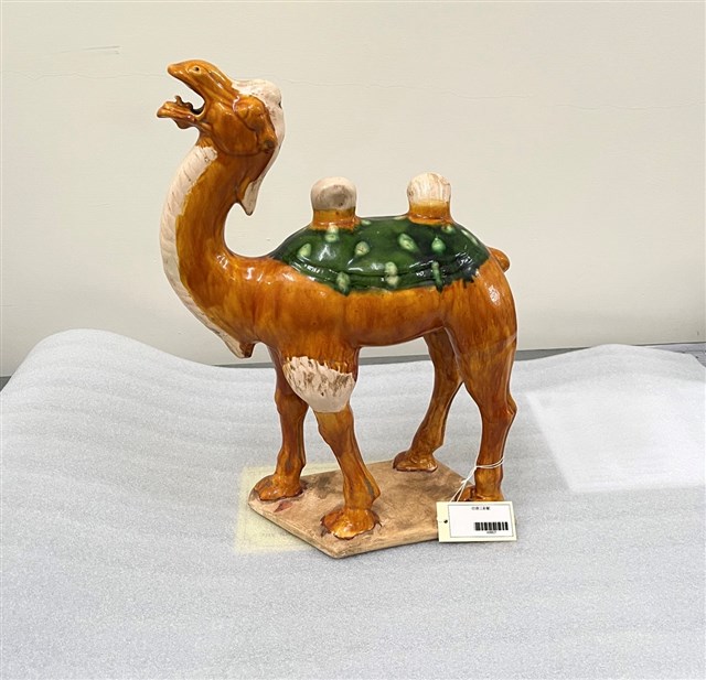 仿唐三彩駝(複製品)的圖片