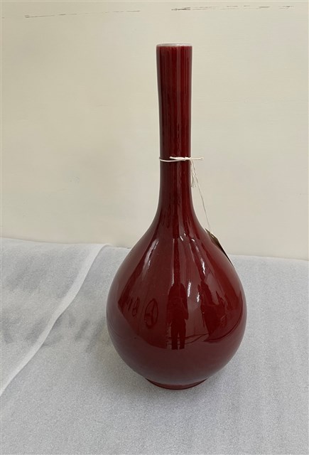 仿清祭紅膽瓶(複製品)的圖片