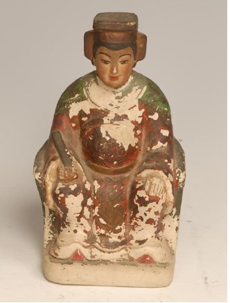 繪彩媽祖神像的圖片