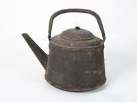 圓筒型手提錫茶壺的圖片