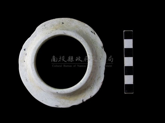 喇叭型玉環藏品圖，第2張
