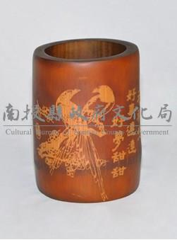 竹雕筆筒藏品圖，第1張