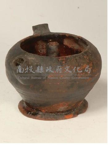 雙孔油燈藏品圖，第1張