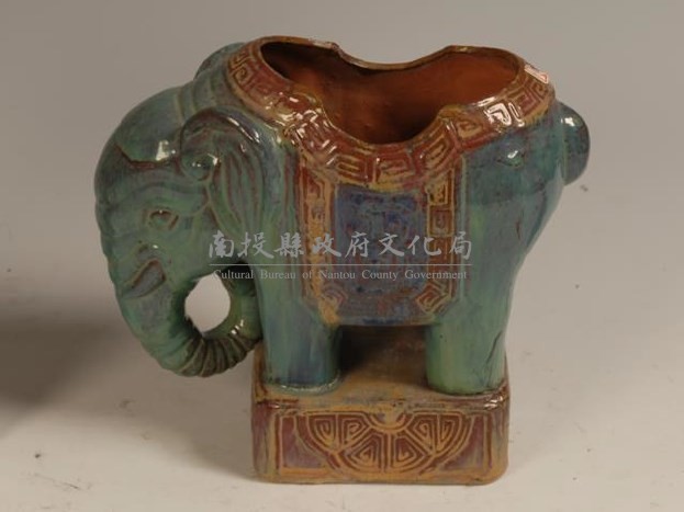 陶製大象形花盆藏品圖，第1張