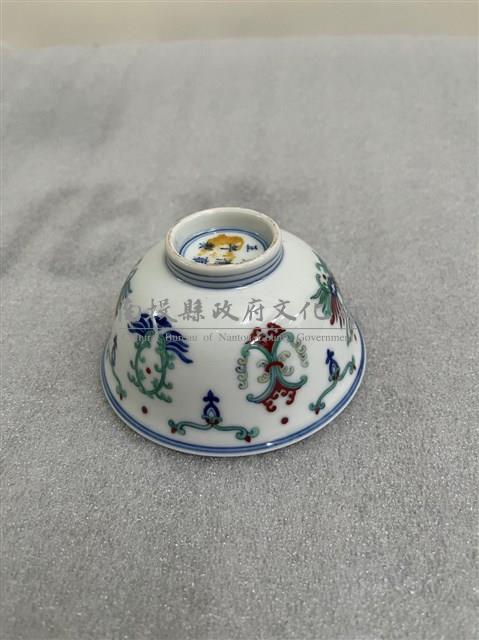 仿清雍正鬥彩小碗(複製品)藏品圖，第1張