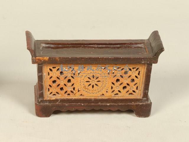 鏤空案奉藏品圖，第1張