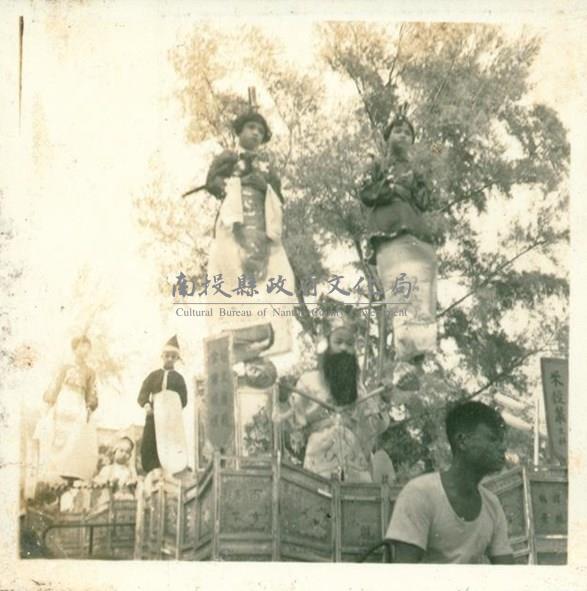 藝閣巡遊藏品圖，第1張