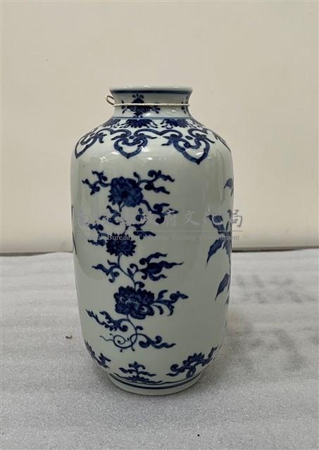 仿清雍正青花折枝花瓶(複製品)藏品圖，第1張