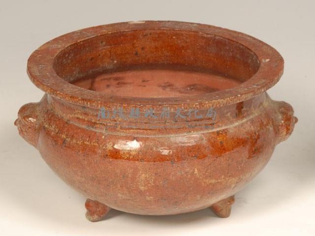 獅頭雙耳香爐藏品圖，第1張