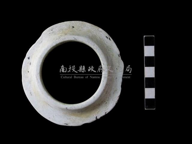 喇叭型玉環藏品圖，第2張