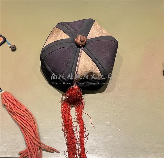 素面無飾六合童帽藏品圖，第2張