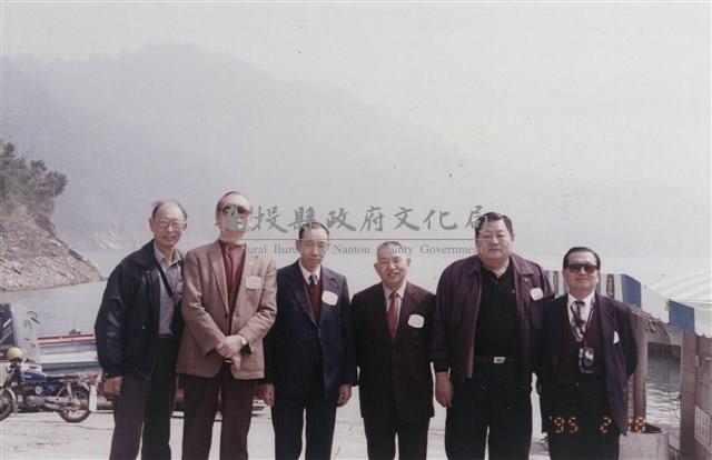 徐秉鉞與張興魁等人合照藏品圖，第1張