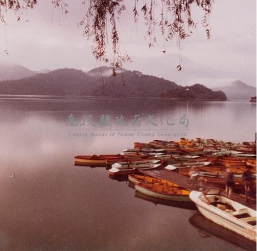 南投風光照片－遠山含笑(日月潭)藏品圖，第1張