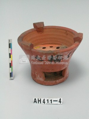 紅色細砂陶爐模型藏品圖，第1張