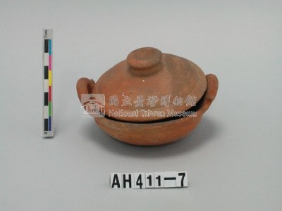 紅色細砂雙耳陶鍋模型藏品圖，第1張